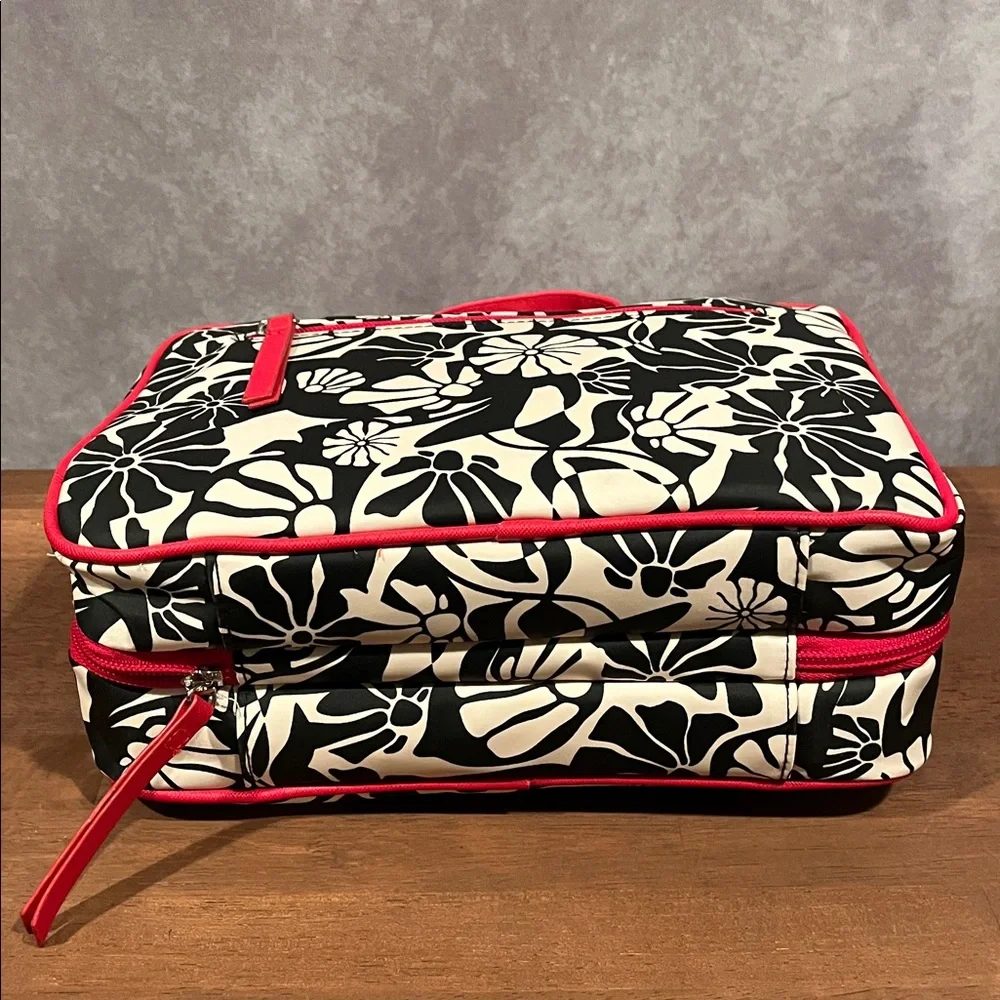 Tender Love & Carry Floral Cosmetic Train Case - Black & Cream with Pink Trim - Picture 5 of 7